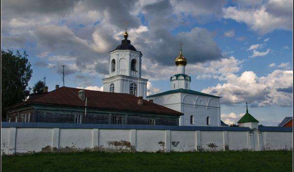 Василівський монастир у Суздалі