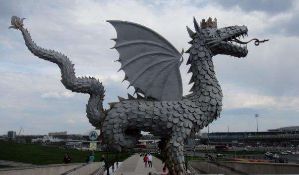 Памятник дракону Зиланту в Казані