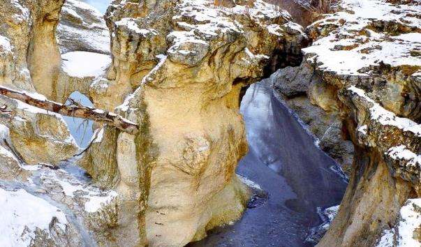 Хаджохська тіснина – Каменномостский каньйон