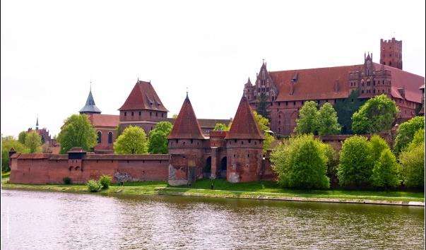 Замок Марієнбург