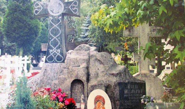 Російське кладовищі Сен-Женевєв-де-Буа