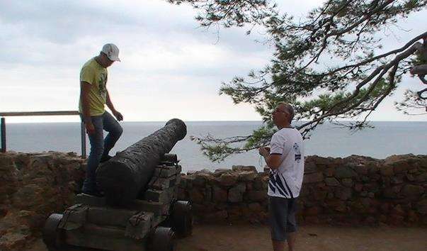Старовинна гармата в Коста-Брава