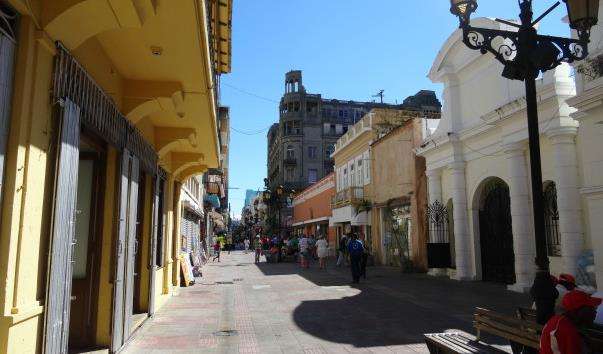 Вулиця Ель Конде в Санто-Домінго