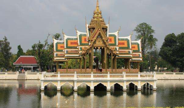 Палац Банг Па-Ін
