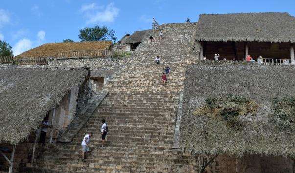 Село майя Coba
