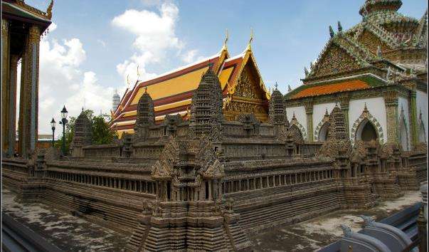 Храм Міні Ангкор-Ват