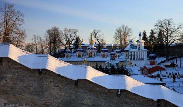 Успенський собор Псково-Печерського монастиря