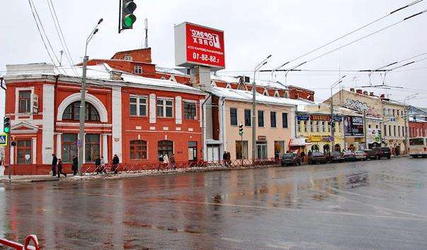 Вулиця Першотравнева