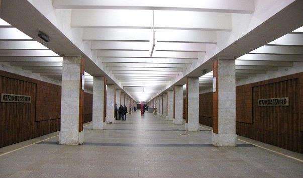Станція метро Теплий Стан
