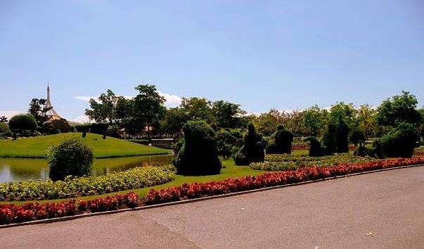 Королівський парк Suan Luang