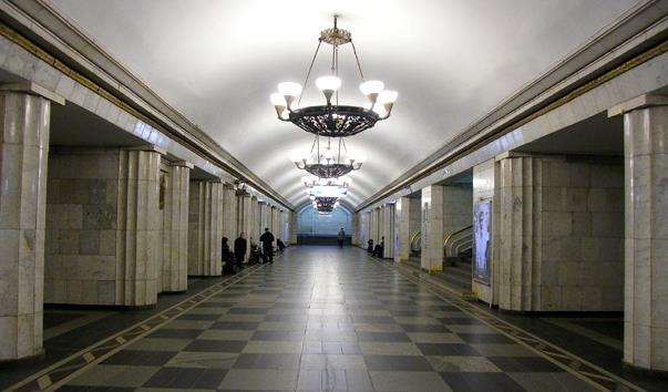 Станція метро Володимирська