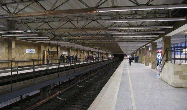 Станція метро Купчино