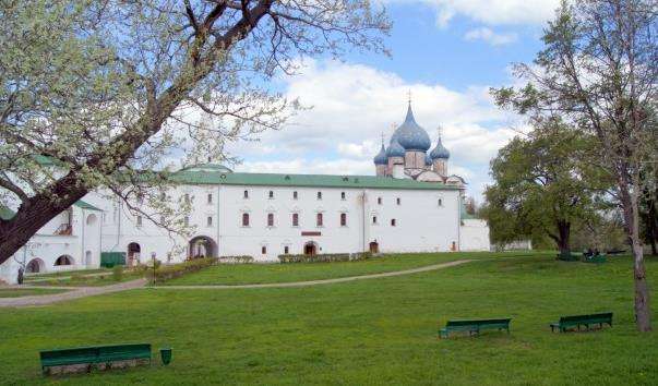 Архієрейські палати