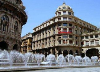 Площа де Феррарі