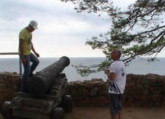 Старовинна гармата в Коста-Брава