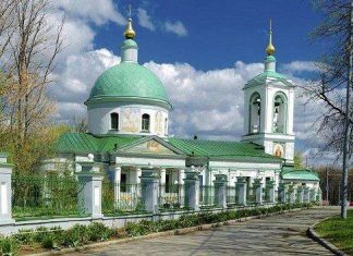 Храм живоначальної Трійці на Воробйових горах