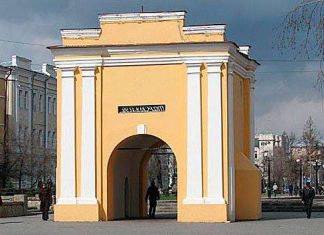 Тарские ворота