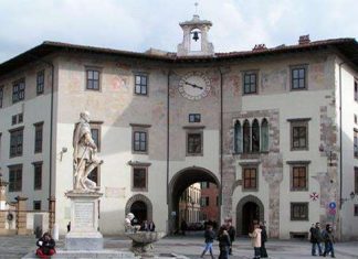 Площа Деї Кавальєрі