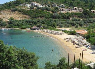 Пляж Ностос