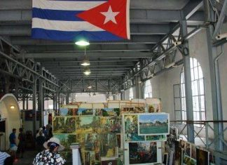 Ринок сувенірів в Гавані