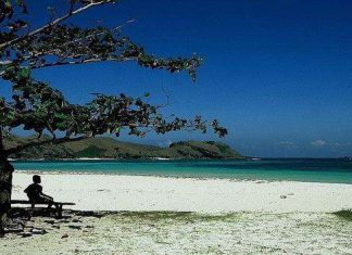 Пляжі Ловін