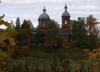 Храм Різдва Пресвятої Богородиці в Рождествено