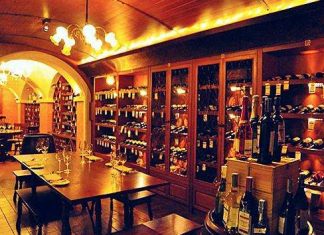 Ресторан Грілл Рум & Вайн Селар