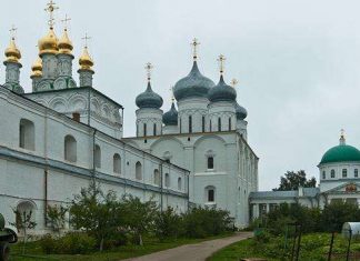 Макарьевский Жовтоводський Троїцький жіночий монастир