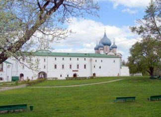 Архієрейські палати