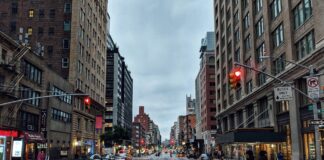 City-Maut in New York: Ein Jahr später verbessert sich der Nahverkehr