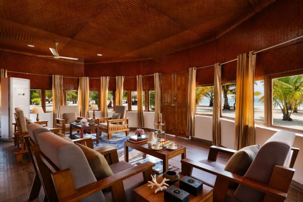 f3272dfd-7e69-46d8-a9d1-336862435916