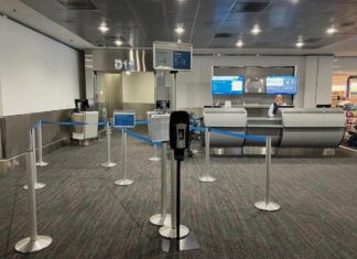 American Airlines Покращує Прозорість Інформація про затримки рейсів