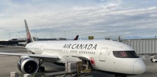 CEO van Air Canada treedt af vanwege taalcontroverse en zorgen over leiderschap