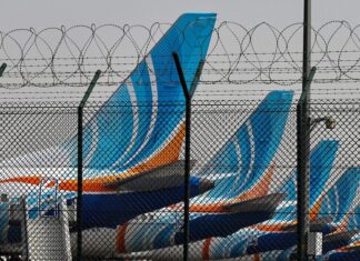 Західні Країни Мобілізуються для Евакуації Громадян із Близькосхідного Конфлікту, що загострюється.