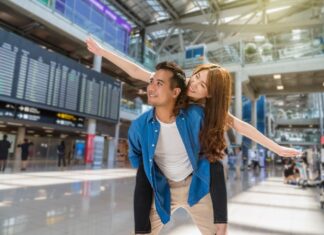 Коли в один бік вигідніше, ніж туди-назад: як знаходити дешевші авіаквитки