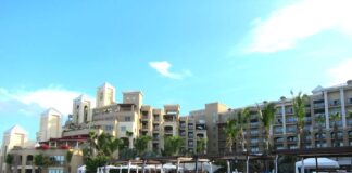 De wapenwedloop van het resort: waarom vakanties nu competitief sprinten vereisen