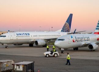 Публічне виступ глави United Airlines: стратегічний хід чи гра з регуляторами?