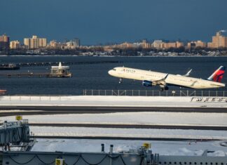 Delta Air Lines прагне прибутковості на тлі різкого зростання цін на пальне