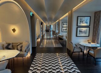 Роскошь на переполненном рынке: обзор Ritz-Carlton Bangkok