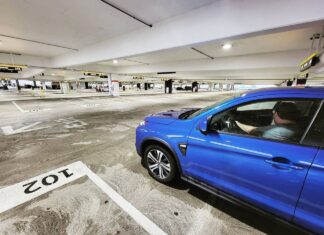 Партнерство Air Canada і Hertz: чому оренда авто тепер вигідніше перельотів для накопичення балів