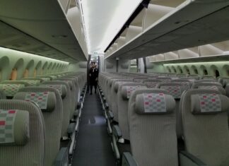 American Airlines повышают стоимость билетов на Japan Airlines на 40 000 миль