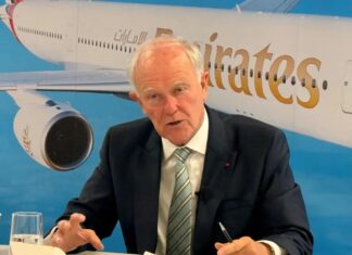 План наступності Тіма Кларка в Emirates: відхід на пенсію поки не близький